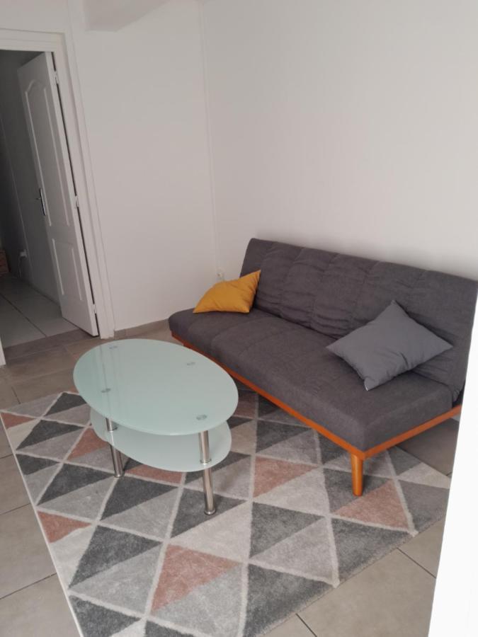 Kazhotel - Au Centre Ville De Saint-Denis Ngoại thất bức ảnh