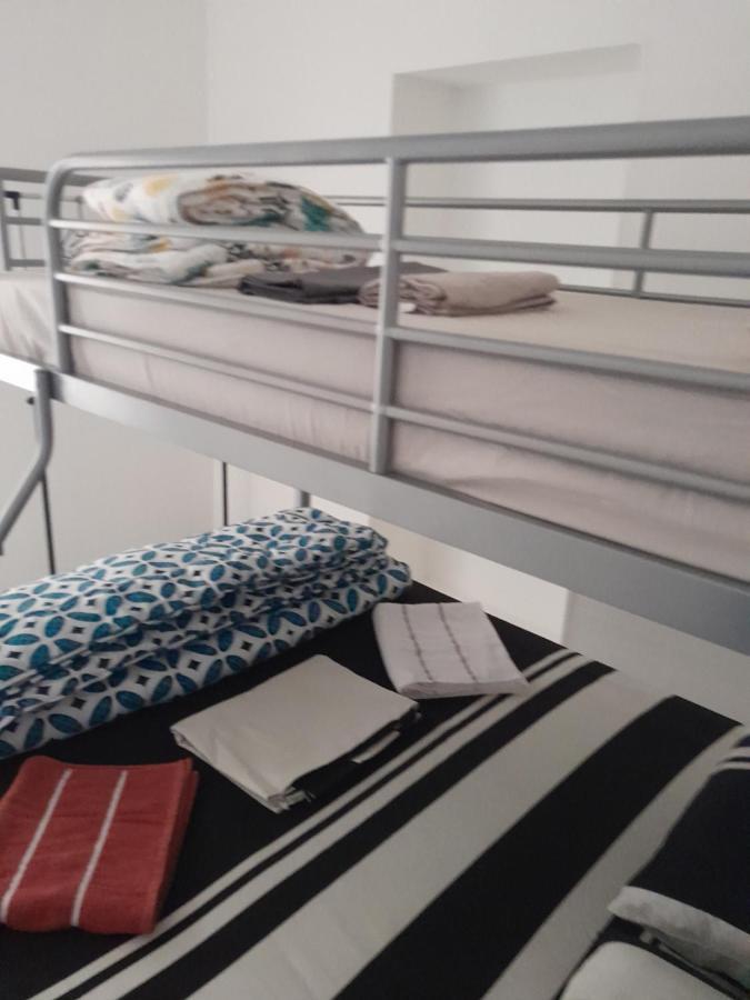 Kazhotel - Au Centre Ville De Saint-Denis Ngoại thất bức ảnh
