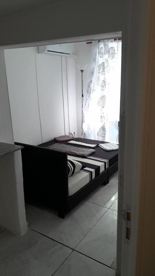 Kazhotel - Au Centre Ville De Saint-Denis Ngoại thất bức ảnh
