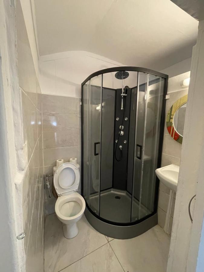 Kazhotel - Au Centre Ville De Saint-Denis Ngoại thất bức ảnh